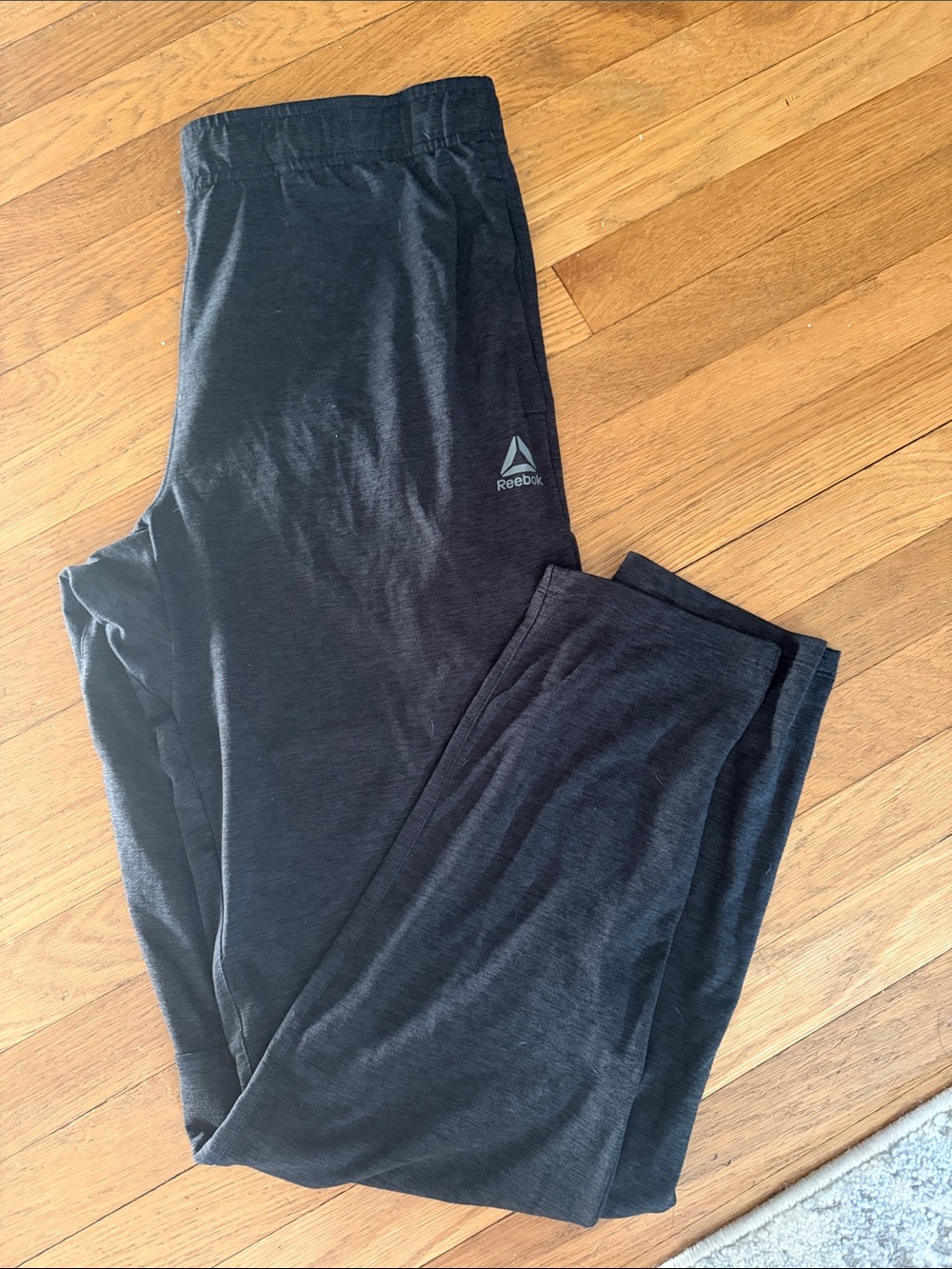 Reebok Women’s Sz XL 16 Black Athletic Jogger Pants with pockets